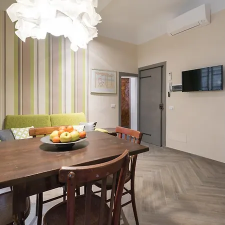 Apartamento Roommo Accademia *